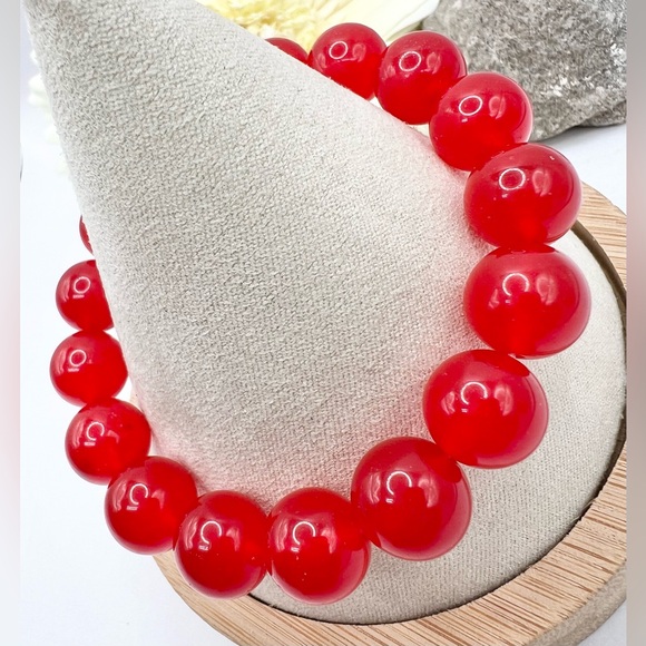 RED JADE BRACELET - Picture 2 of 6